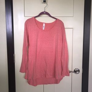 LIKE NEW Lularoe Lynnae Long sleeve shirt